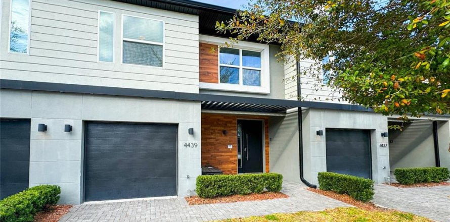 Townhouse in Kissimmee, Florida 4 bedrooms, 162.76 sq.m. № 2130818