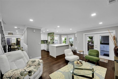 House in Boca Raton, Florida 4 bedrooms, 198.16 sq.m. № 2012359 - photo 14