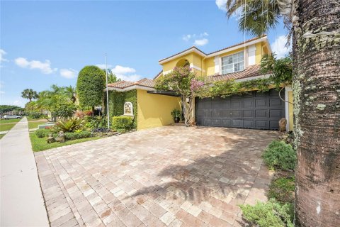 House in Boca Raton, Florida 4 bedrooms, 198.16 sq.m. № 2012359 - photo 3