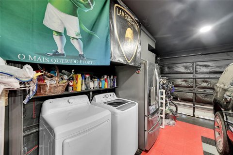 House in Boca Raton, Florida 4 bedrooms, 198.16 sq.m. № 2012359 - photo 29