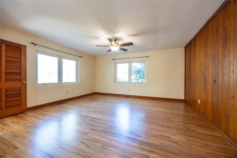 House in Gainesville, Florida 3 bedrooms, 209.31 sq.m. № 1556272 - photo 11