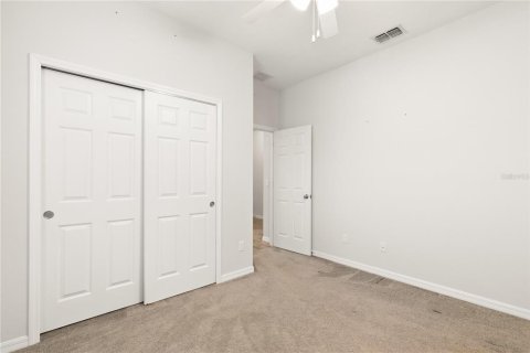 House in Grand Island, Florida 3 bedrooms, 147.99 sq.m. № 1572602 - photo 22