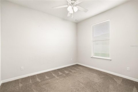 House in Grand Island, Florida 3 bedrooms, 147.99 sq.m. № 1572602 - photo 21