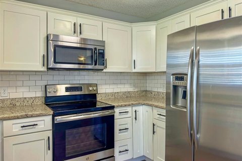 House in Ocala, Florida 3 bedrooms, 123.1 sq.m. № 1900488 - photo 19