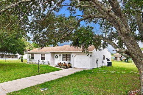 House in Ocala, Florida 3 bedrooms, 123.1 sq.m. № 1900488 - photo 11