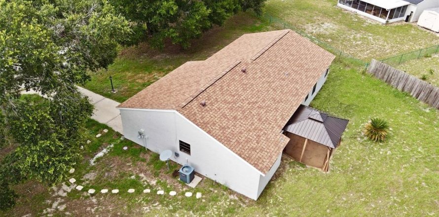 House in Ocala, Florida 3 bedrooms, 123.1 sq.m. № 1900488
