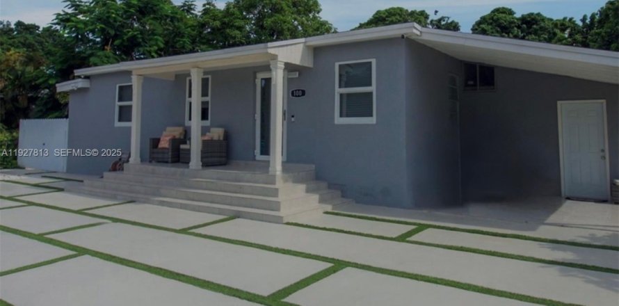 Villa ou maison à Miami, Floride 3 chambres, 117.43 m2 № 1987871