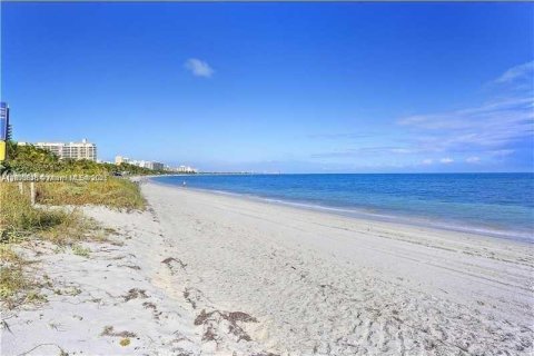 Condominio en venta en Key Biscayne, Florida, 2 dormitorios, 130.9 m2 № 2044390 - foto 6