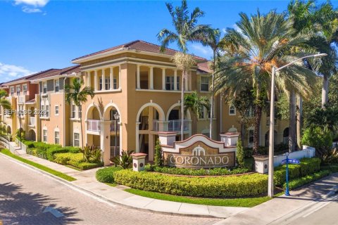 Condo à Doral, Floride, 3 chambres  № 2050128