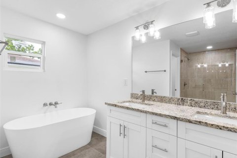 Casa en venta en Saint Petersburg, Florida, 4 dormitorios, 174.56 m2 № 1831923 - foto 25