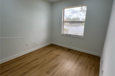 Villa ou maison à vendre à Miramar, Floride: 4 chambres, 211.82 m2 № 2017076 - photo 23