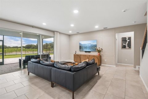 Villa ou maison à vendre à Wesley Chapel, Floride: 4 chambres, 304.53 m2 № 2150303 - photo 4