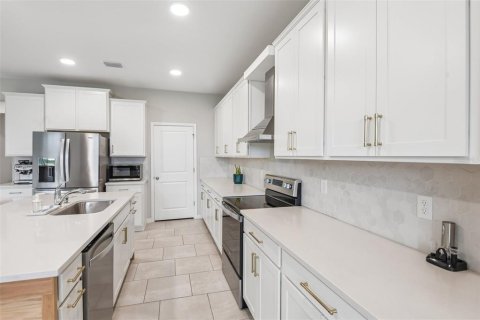 Villa ou maison à vendre à Wesley Chapel, Floride: 4 chambres, 304.53 m2 № 2150303 - photo 7
