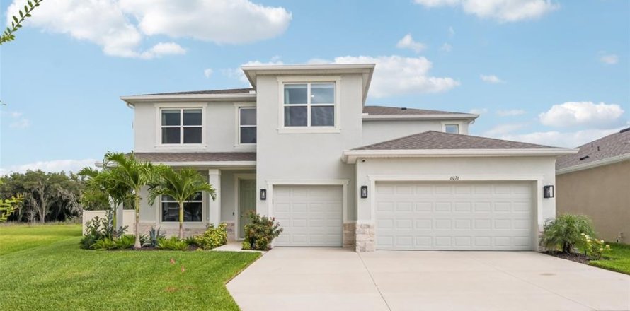 Villa ou maison à Wesley Chapel, Floride 4 chambres, 304.53 m2 № 2150303
