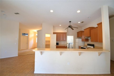 House in Lakeland, Florida 3 bedrooms, 231.05 sq.m. № 1560881 - photo 16