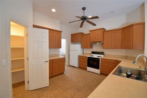 House in Lakeland, Florida 3 bedrooms, 231.05 sq.m. № 1560881 - photo 15