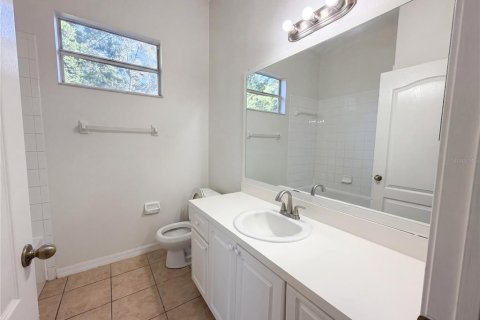 House in Brandon, Florida 4 bedrooms, 184.69 sq.m. № 2123691 - photo 16