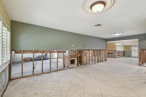House in Tampa, Florida 4 bedrooms, 244.52 sq.m. № 1815318 - photo 7