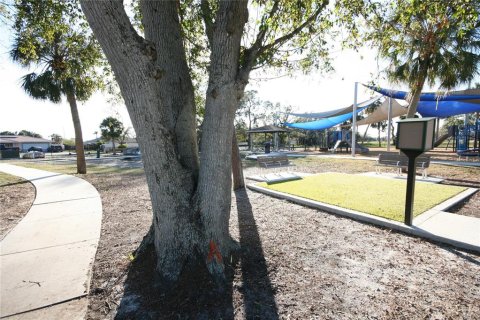 House in Tampa, Florida 4 bedrooms, 244.52 sq.m. № 1815318 - photo 29