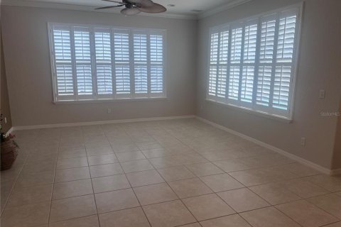 House in Summerfield, Florida 3 bedrooms, 224.17 sq.m. № 2399016 - photo 27
