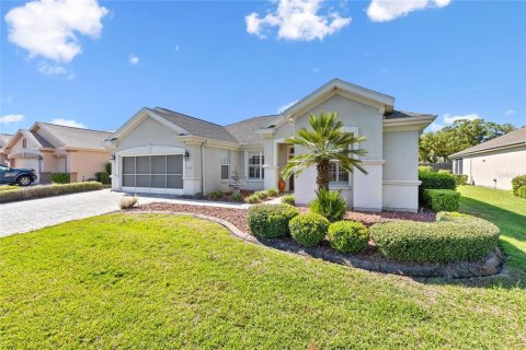 House in Summerfield, Florida 3 bedrooms, 224.17 sq.m. № 2399016 - photo 3