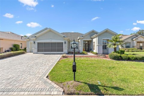 House in Summerfield, Florida 3 bedrooms, 224.17 sq.m. № 2399016 - photo 2
