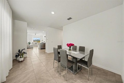 Casa en venta en Wesley Chapel, Florida, 3 dormitorios, 140.84 m2 № 2208479 - foto 3