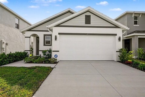 Villa ou maison à Wesley Chapel, Floride 3 chambres, 140.84 m2 № 2208479