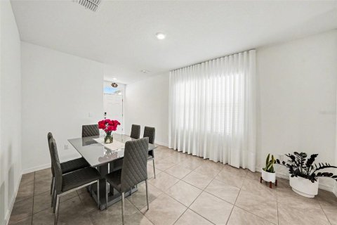 Casa en venta en Wesley Chapel, Florida, 3 dormitorios, 140.84 m2 № 2208479 - foto 4