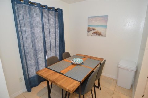 Condominio en alquiler en Tampa, Florida, 1 dormitorio, 58.06 m2 № 2100011 - foto 11