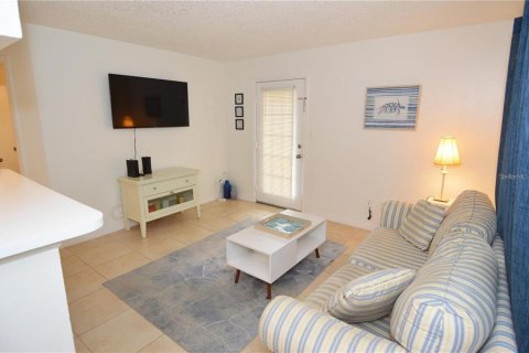 Condominio en alquiler en Tampa, Florida, 1 dormitorio, 58.06 m2 № 2100011 - foto 19