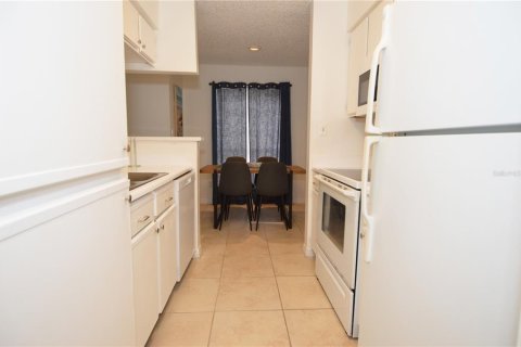 Condominio en alquiler en Tampa, Florida, 1 dormitorio, 58.06 m2 № 2100011 - foto 9