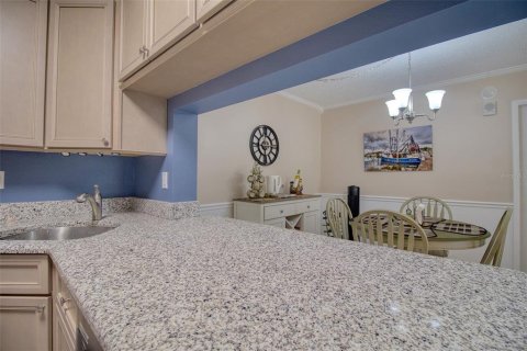 Copropriété à vendre à Tarpon Springs, Floride: 2 chambres, 98.85 m2 № 2118439 - photo 14
