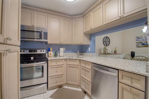 Copropriété à vendre à Tarpon Springs, Floride: 2 chambres, 98.85 m2 № 2118439 - photo 12