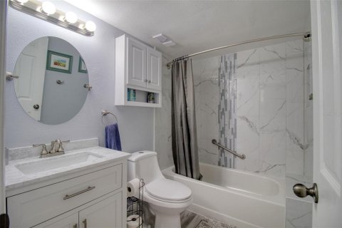 Copropriété à vendre à Tarpon Springs, Floride: 2 chambres, 98.85 m2 № 2118439 - photo 15
