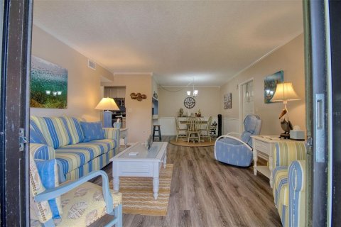 Copropriété à vendre à Tarpon Springs, Floride: 2 chambres, 98.85 m2 № 2118439 - photo 5