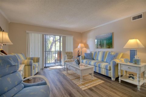 Copropriété à vendre à Tarpon Springs, Floride: 2 chambres, 98.85 m2 № 2118439 - photo 7