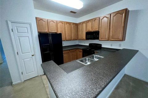 Adosado en alquiler en Orlando, Florida, 3 dormitorios, 136.75 m2 № 1817444 - foto 3