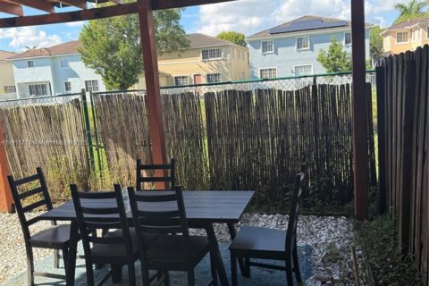 Купить таунхаус в Хомстед, Флорида 4 спальни, 188.41м2, № 1967581 - фото 14