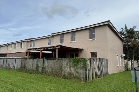 Adosado en venta en Homestead, Florida, 4 dormitorios, 188.41 m2 № 1967581 - foto 5