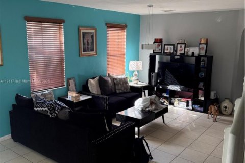 Купить таунхаус в Хомстед, Флорида 4 спальни, 188.41м2, № 1967581 - фото 21