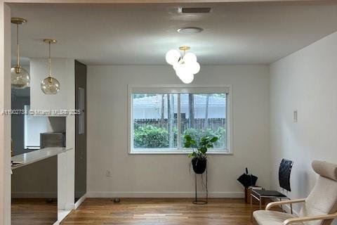 House in Miami, Florida 4 bedrooms № 2013151 - photo 14