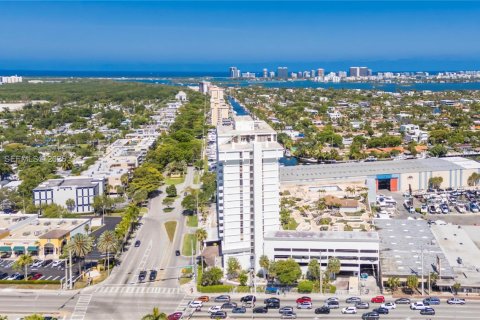 Propiedad comercial en venta en North Miami, Florida № 2066290 - foto 26