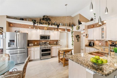 Купить виллу или дом в Гудзон, Флорида 6 комнат, 170.1м2, № 2238933 - фото 21
