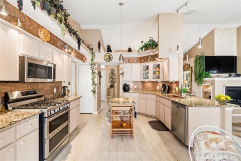 Купить виллу или дом в Гудзон, Флорида 6 комнат, 170.1м2, № 2238933 - фото 26