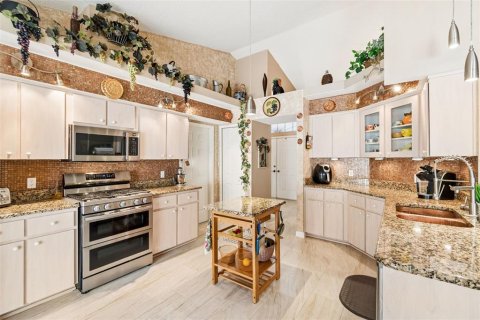 Купить виллу или дом в Гудзон, Флорида 6 комнат, 170.1м2, № 2238933 - фото 27
