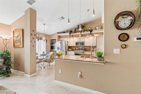 Купить виллу или дом в Гудзон, Флорида 6 комнат, 170.1м2, № 2238933 - фото 19