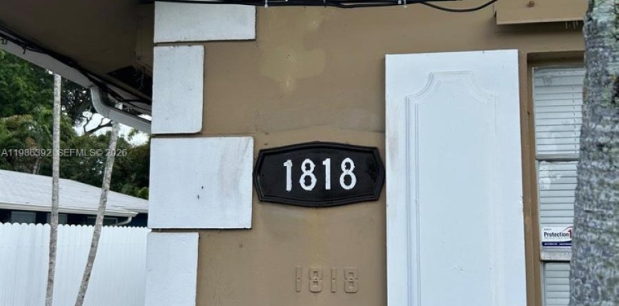 Villa ou maison à Fort Lauderdale, Floride 1 chambre, 198.07 m2 № 2044816