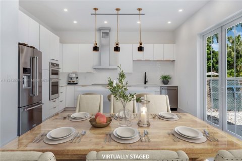 Casa en venta en South Miami, Florida, 4 dormitorios, 225.01 m2 № 1665629 - foto 11