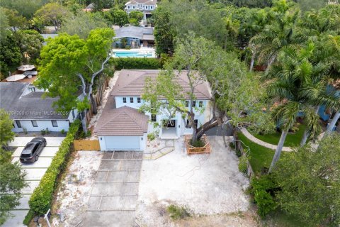 Casa en venta en South Miami, Florida, 4 dormitorios, 225.01 m2 № 1665629 - foto 2